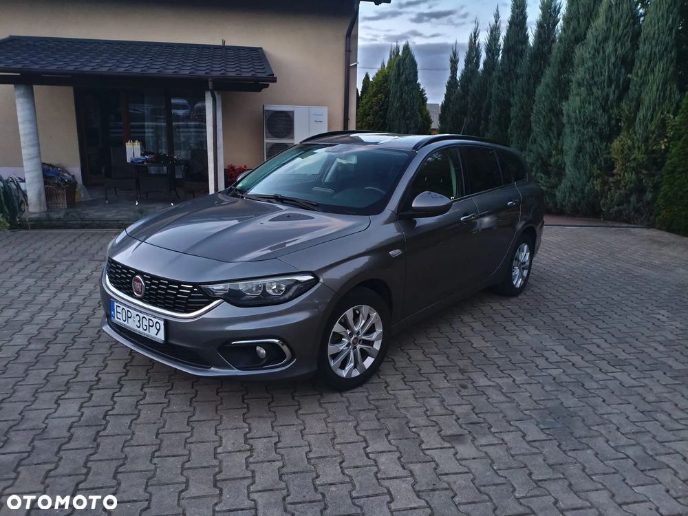 Fiat Tipo 1.6 MultiJet 16v Lounge - 1