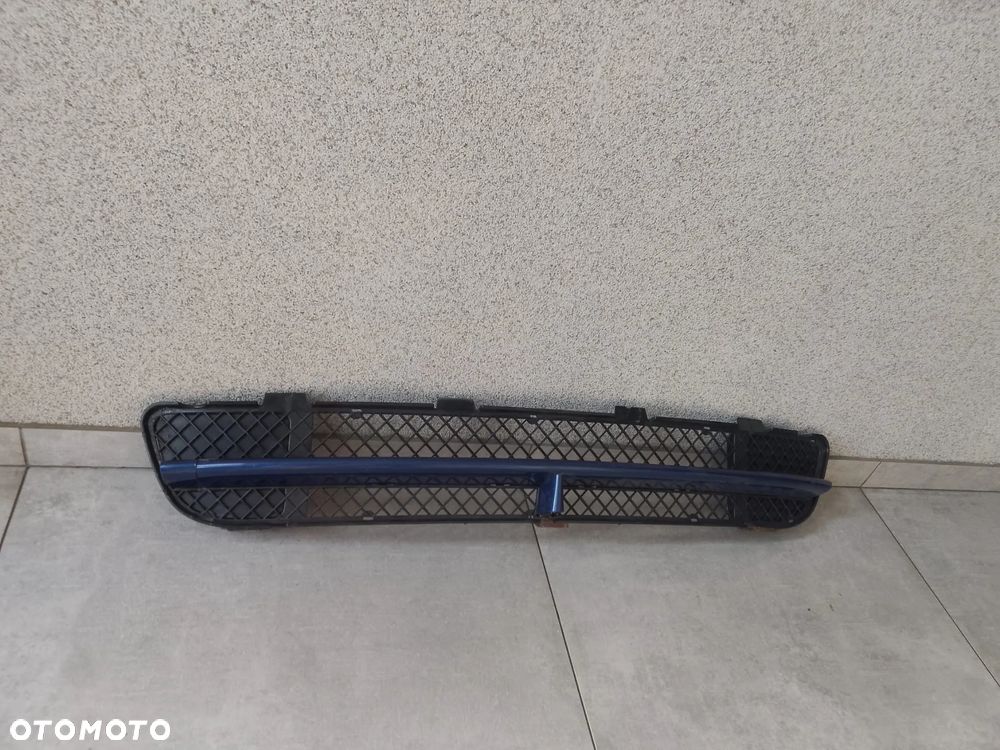 Kratka zderzak BMW E39 m pakiet miecz krzyż 51112495280 rarytas - 1