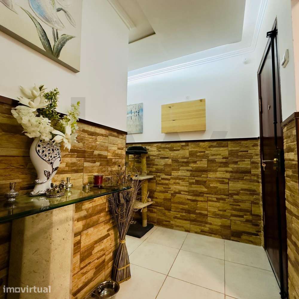Apartamento T1 | Rés do Chão | Logradouro Privativo com Churrasqueira - Grande imagem: 3/55