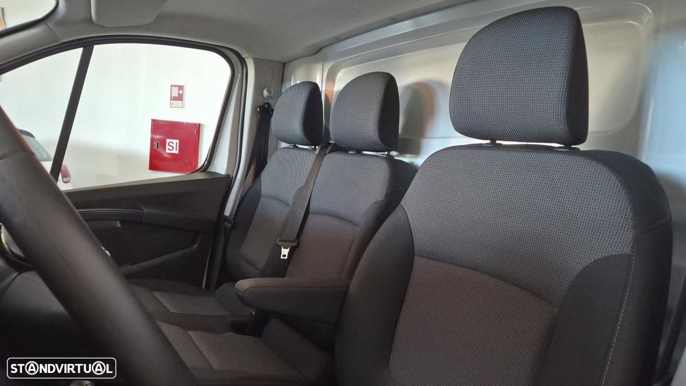 Renault Trafic L1H1 2.0 Blue dCi 110 - 10