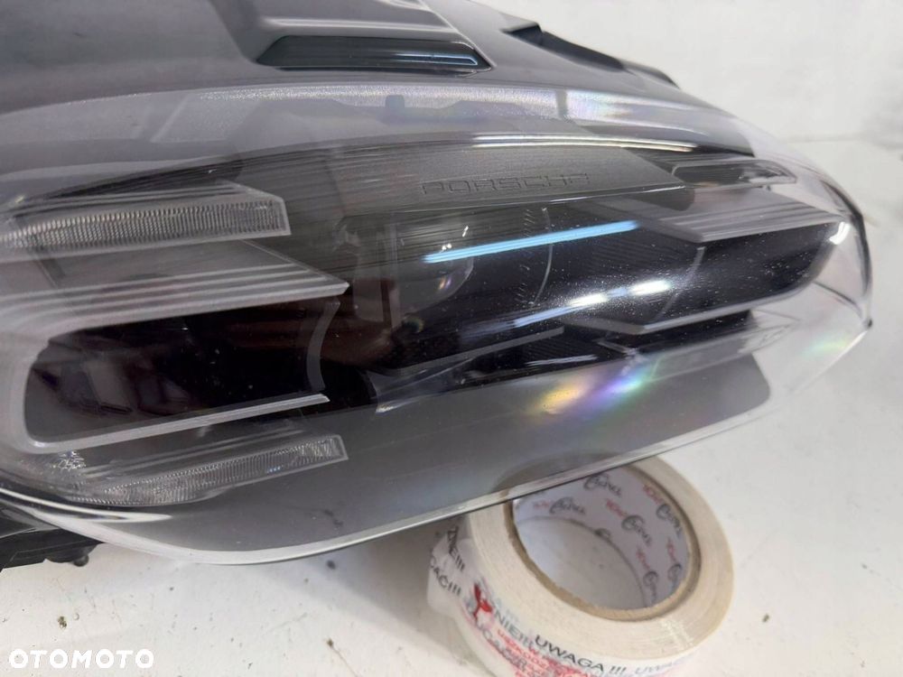 lampa prawy przód prawa przednia porsche taycan 9j1 19- full led eu - 3