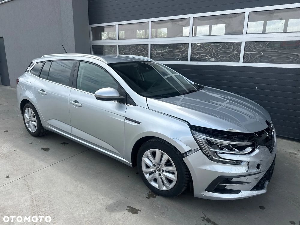 Renault Megane 1.5 Blue dCi Zen EDC - 3