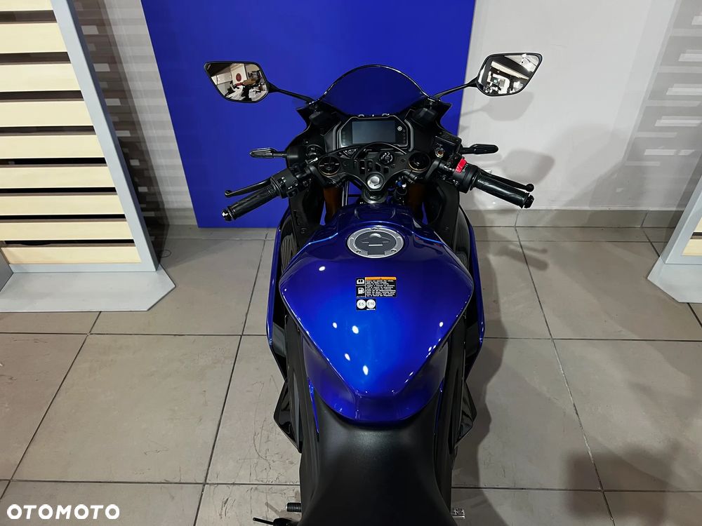 Yamaha R3 - 20