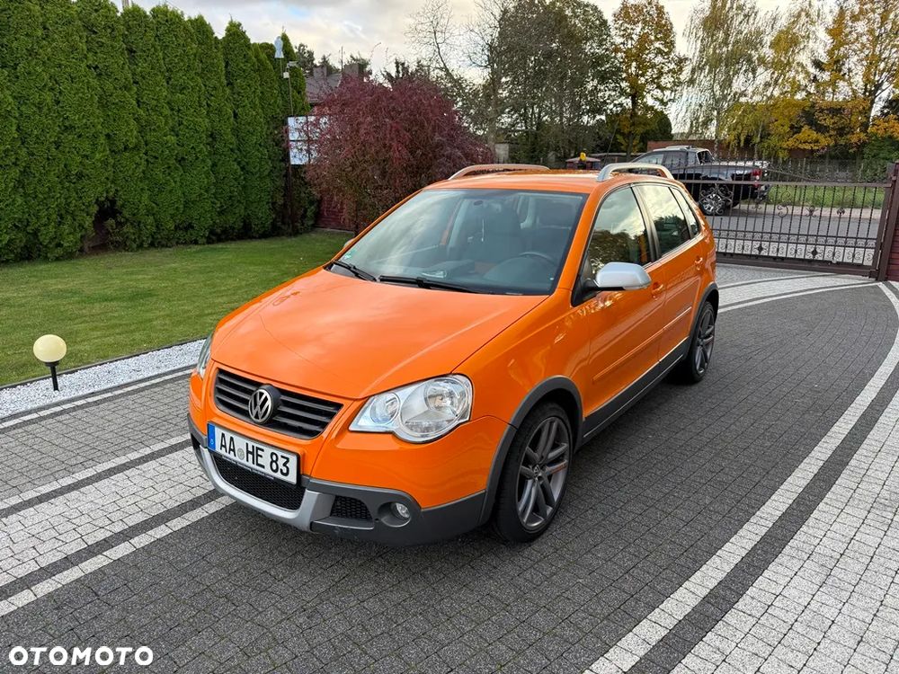 Volkswagen Polo 1.2 Cross Urban White - 1