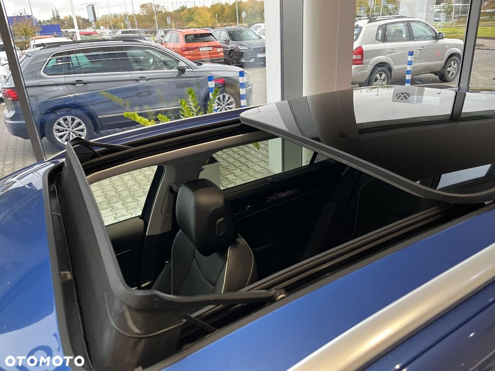 Volkswagen Passat - 13