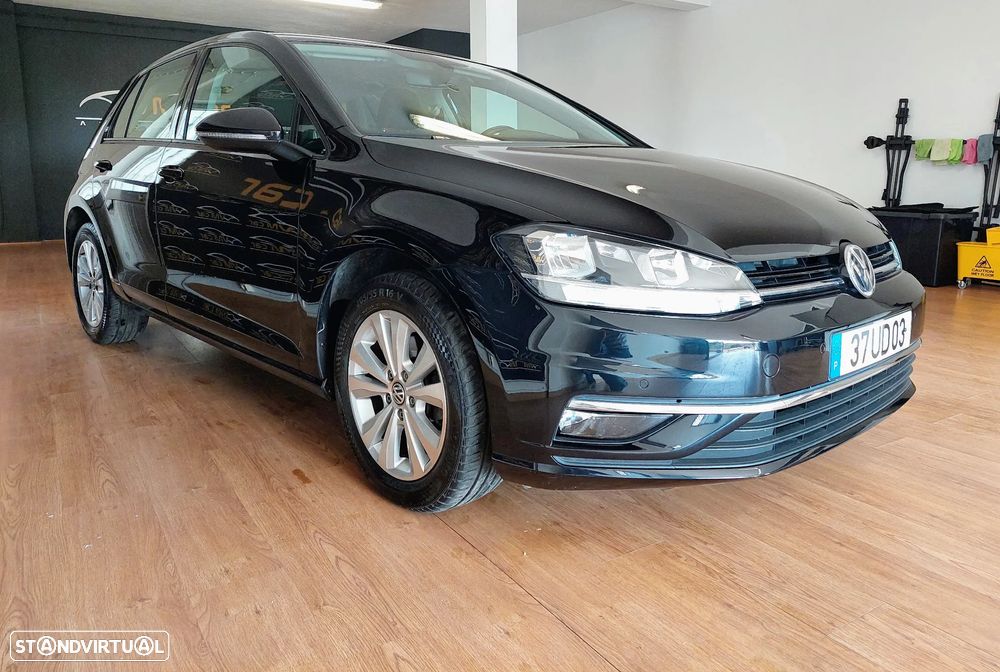 VW Golf 1.6 TDI Confortline - 17