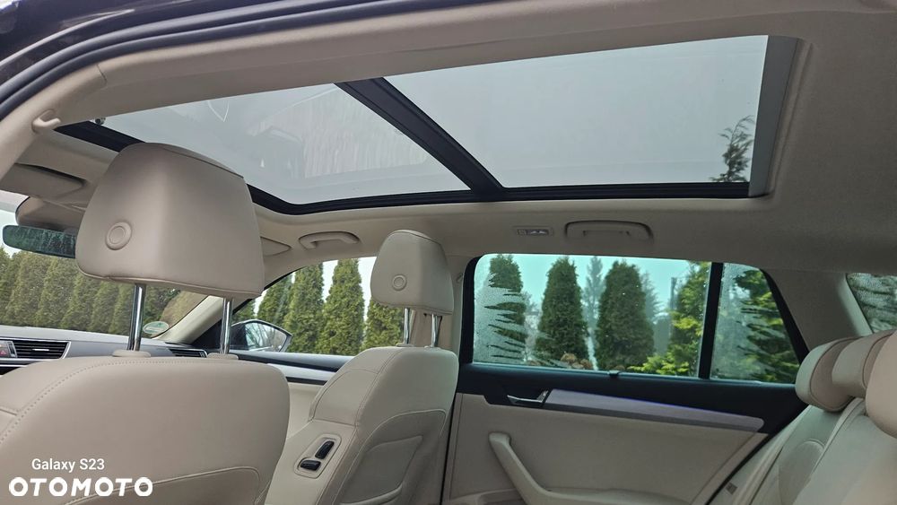 Skoda Superb 2.0 TDI DSG Premium Edition - 18