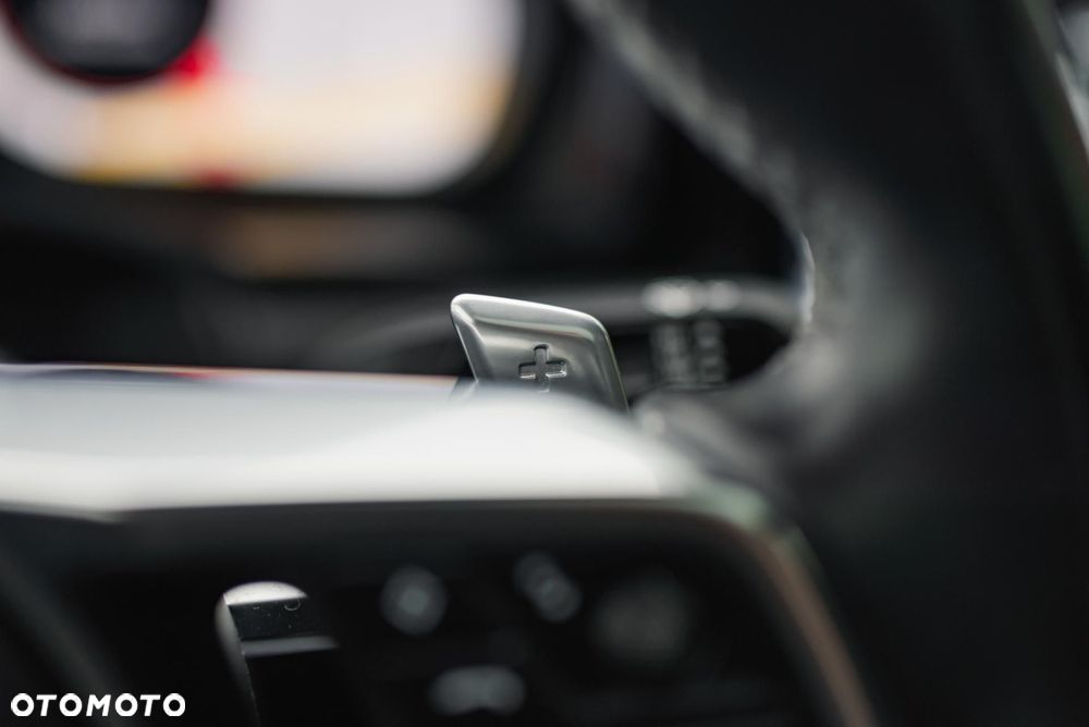 Porsche Cayenne - 27