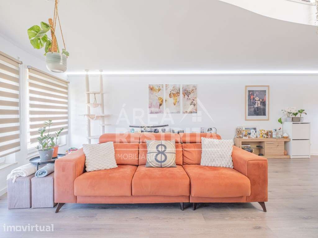 Apartamento T3 em Sesimbra com mezzanine, terraço e garagem. - Grande imagem: 5/25