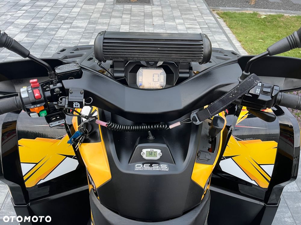 Can-Am Outlander - 8