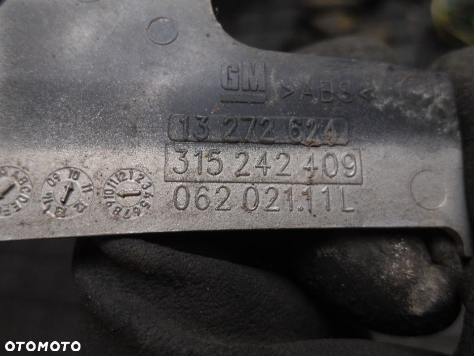 LISTWA SŁUPKA PRZEDNIA LEWA 13272626 OPEL ASTRA H 13272625 PRAWA CENA ZA KOMPLET - 2