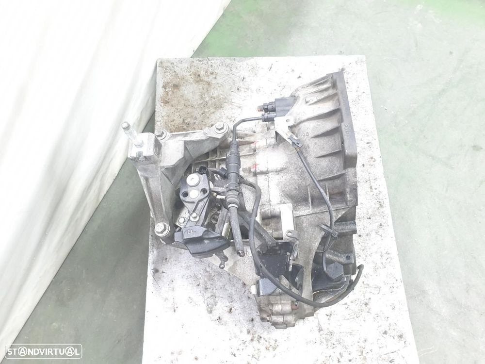 CAIXA DE VELOCIDADES FORD TRANSIT CONNECT TC7 REF. 1735611 - 1