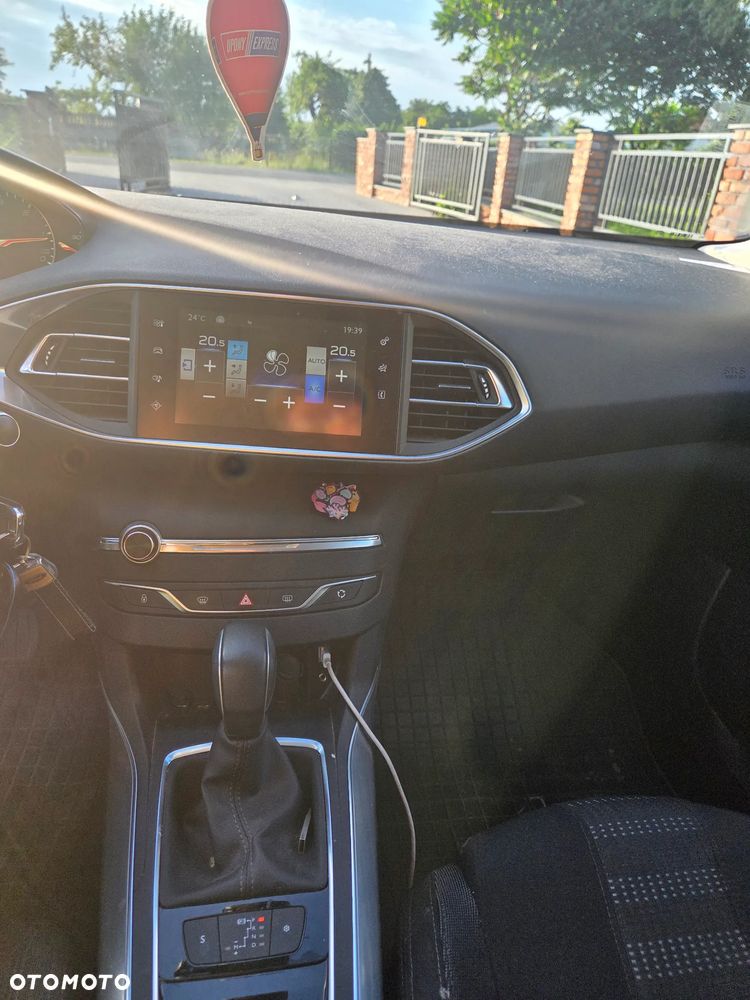 Peugeot 308 1.6 BlueHDi Active S&S - 22