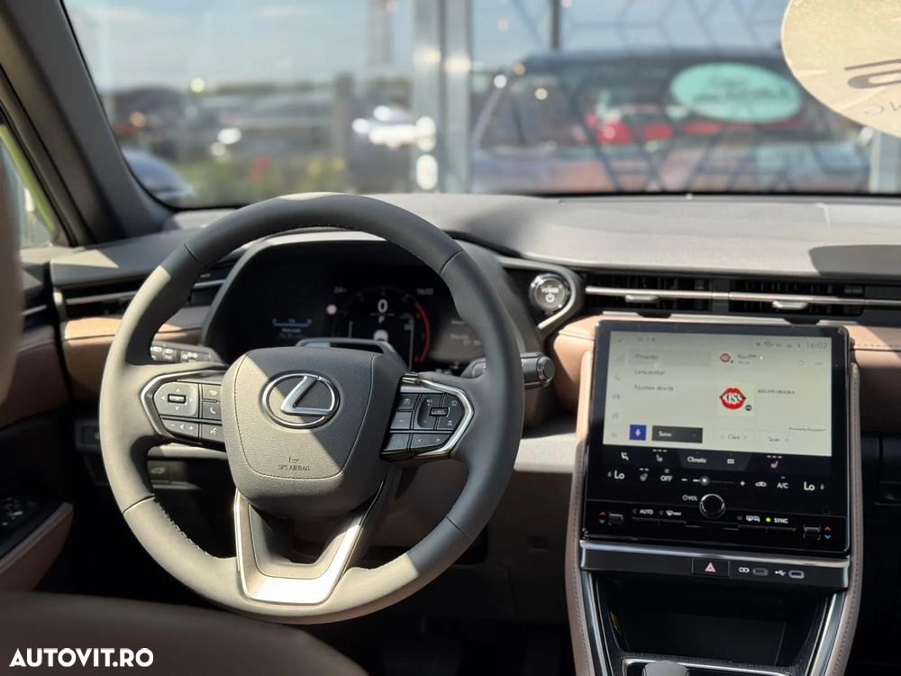 Lexus LBX 1.5 HEV 4x2 CVT Elegant - 14