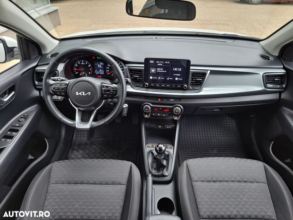 Kia Rio 1.2 MPI 5MT Urban - 5