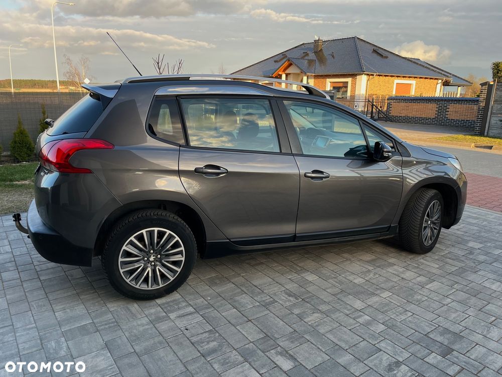 Peugeot 2008 e-HDi FAP 92 STOP & START Allure - 8