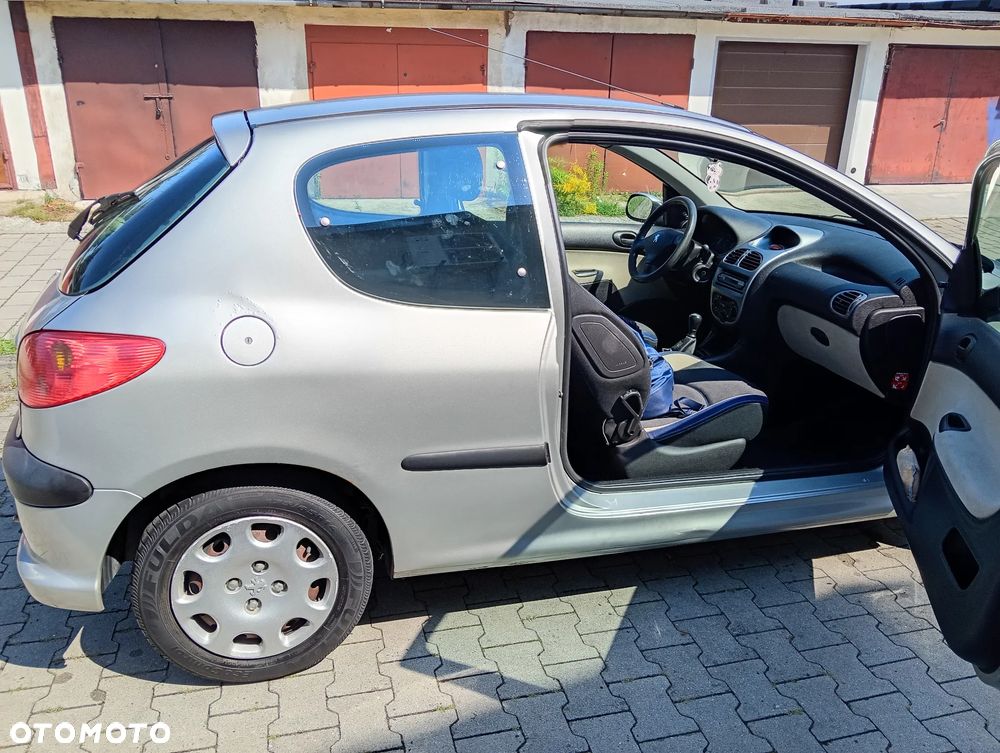 Peugeot 206 1.1 XR - 11