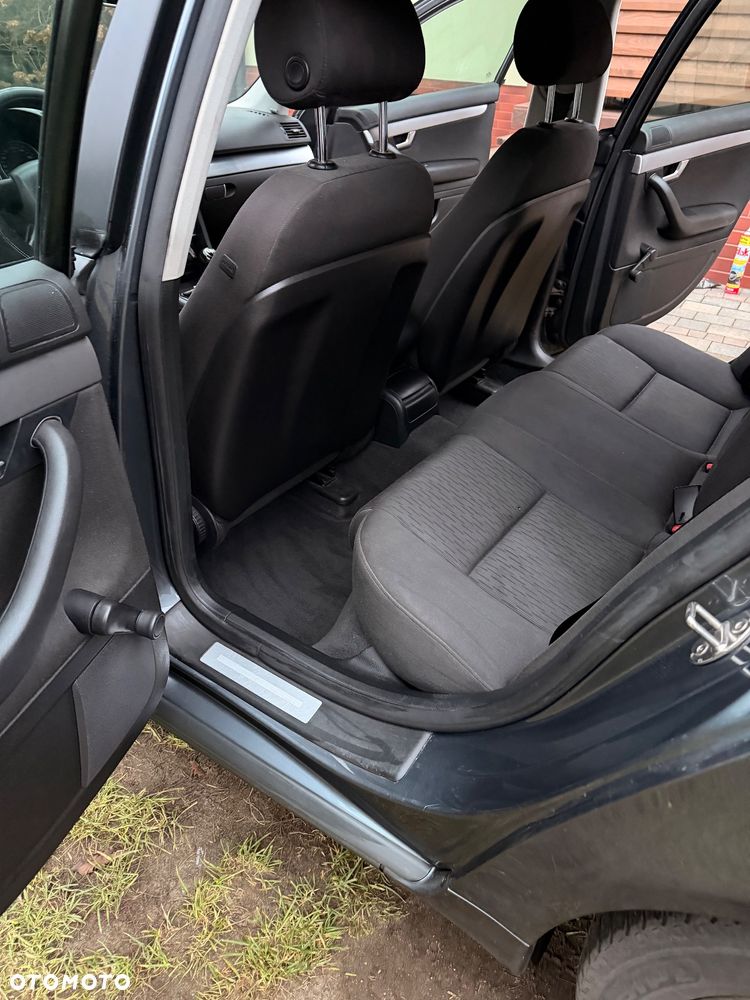 Audi A4 Limousine 2.0 TDI DPF - 9