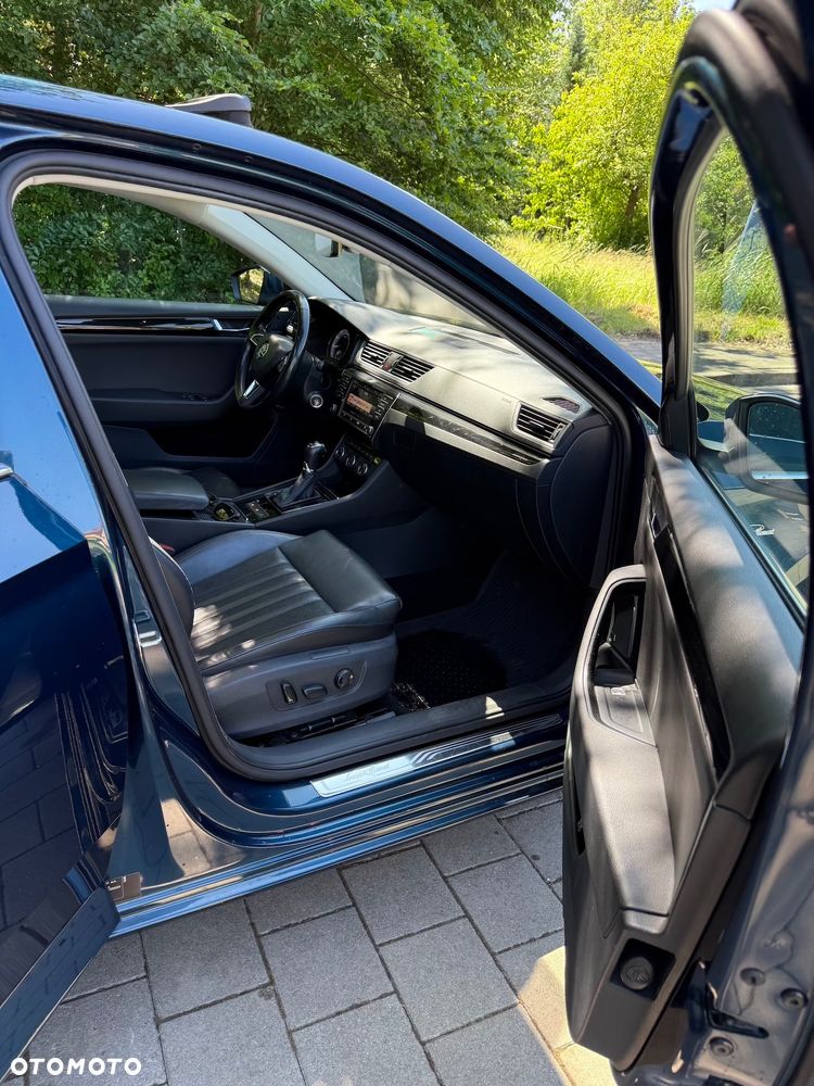 Skoda Superb 2.0 TSI L&K DSG - 17