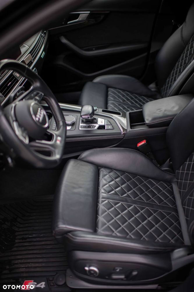 Audi S4 Limousine - 11