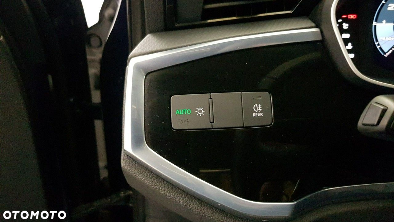 Audi Q3 - 23