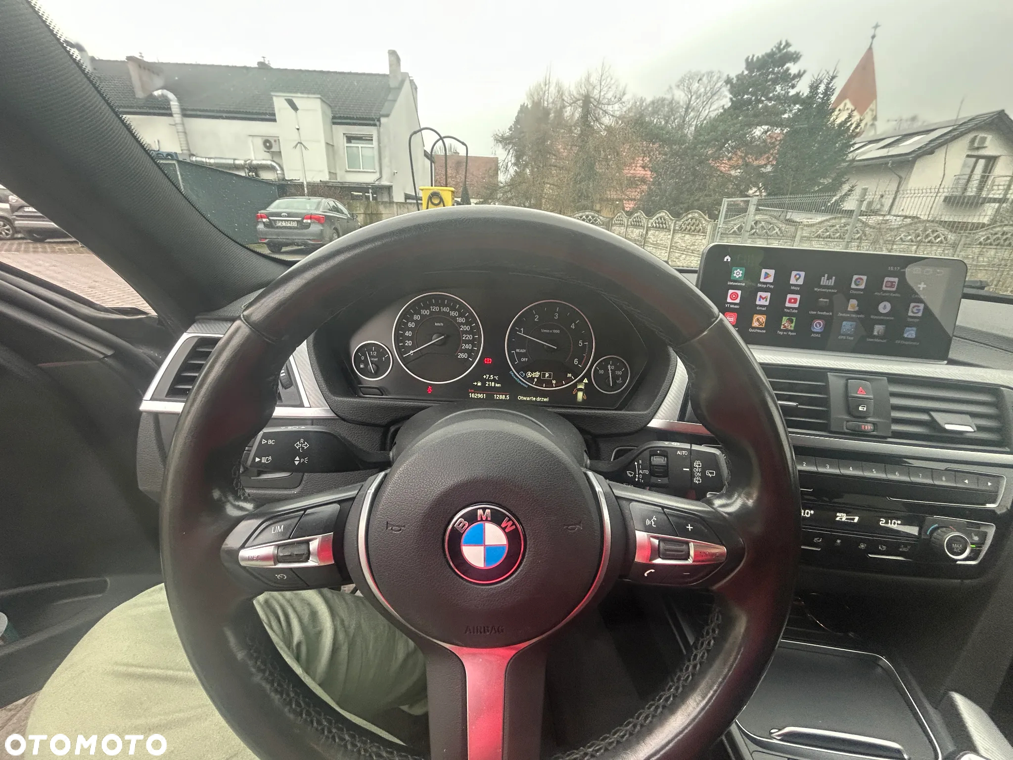 BMW Seria 3 320d - 23