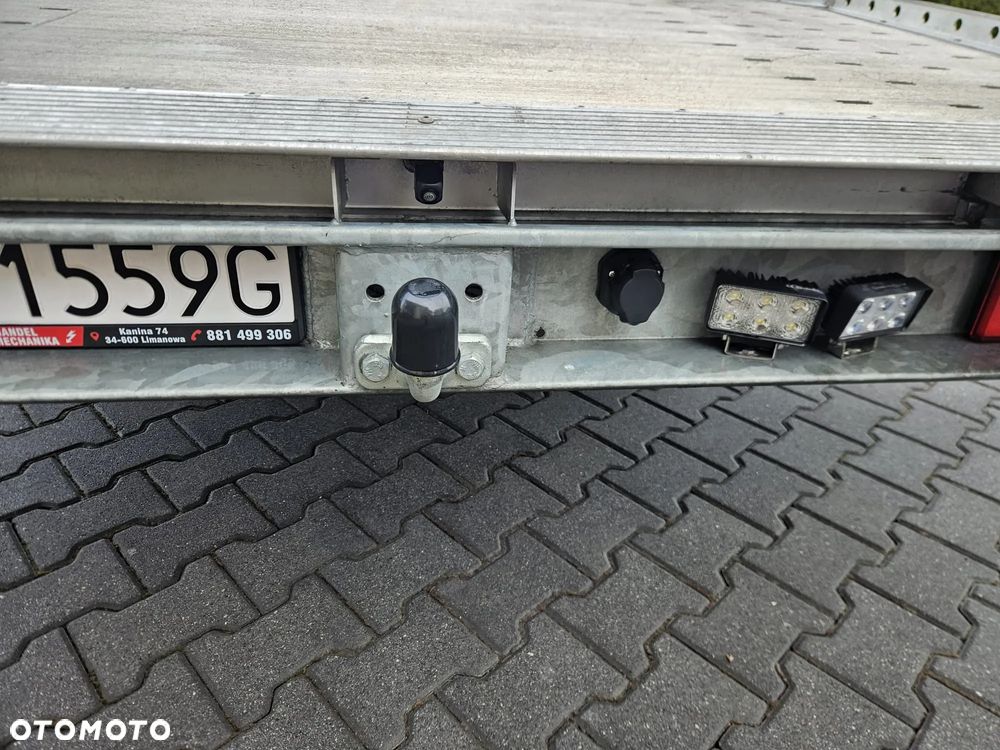 Mercedes-Benz SPRINTER - 4