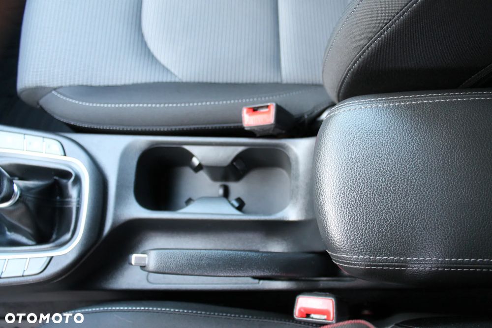 Hyundai i30 1.4 Premiere Comfort - 30