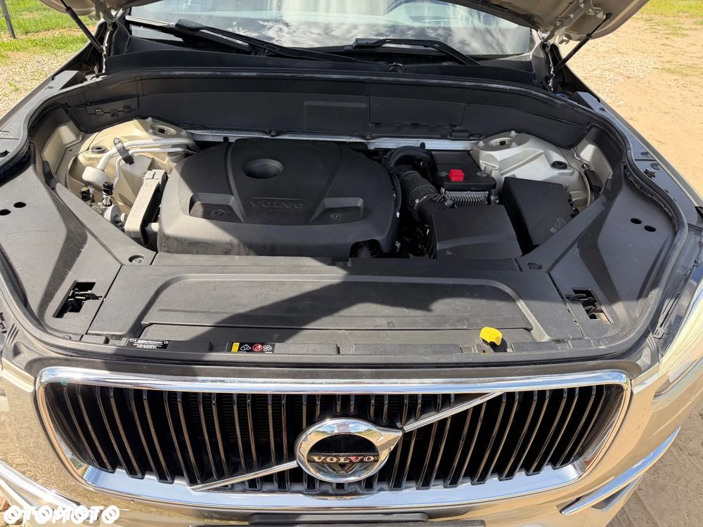 Volvo XC 90 T6 AWD Geartronic Momentum - 18