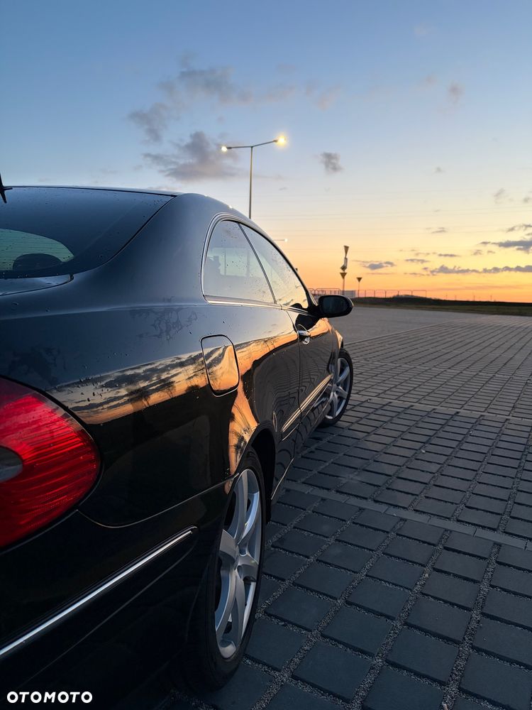 Mercedes-Benz CLK 200 Kompressor Avantgarde - 2
