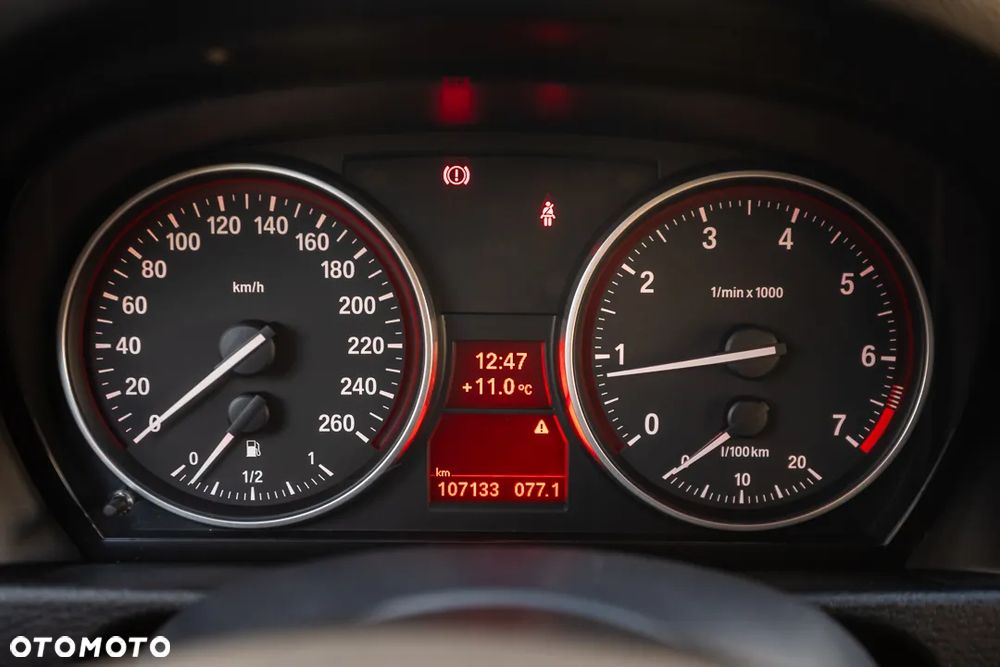 BMW X1 sDrive18i Sport Line - 27