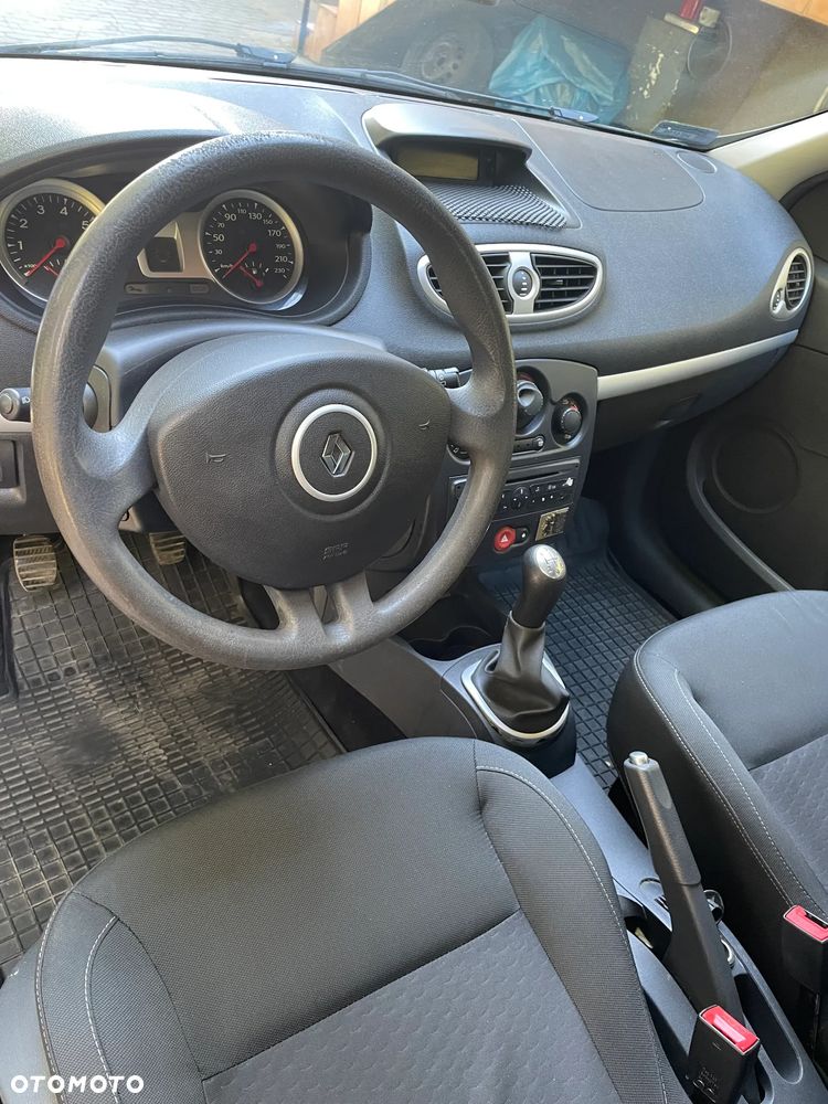 Renault Clio 1.2 16V Alize Euro5 - 3