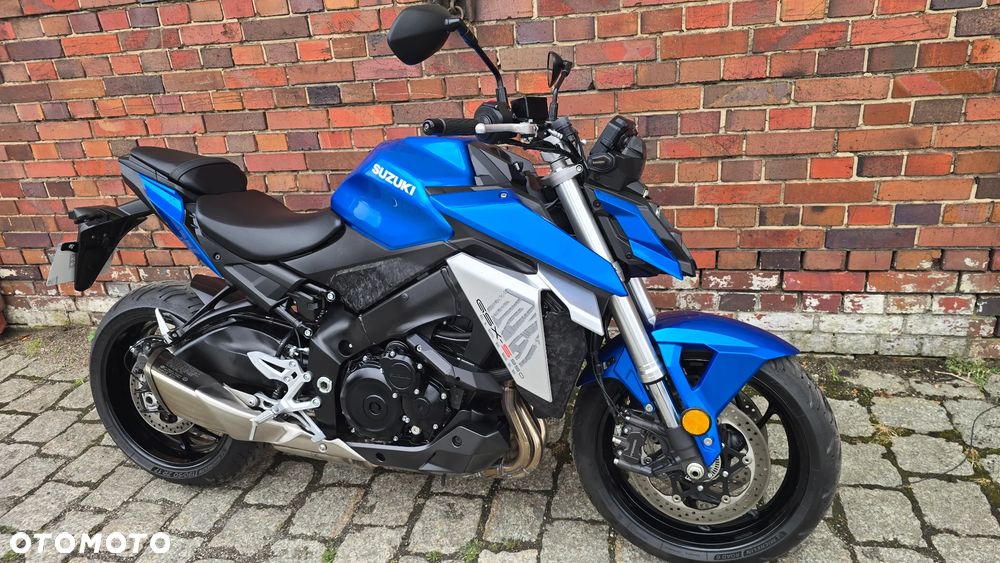 Suzuki GSX - 25