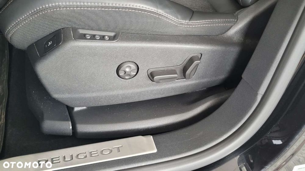 Peugeot 3008 - 22