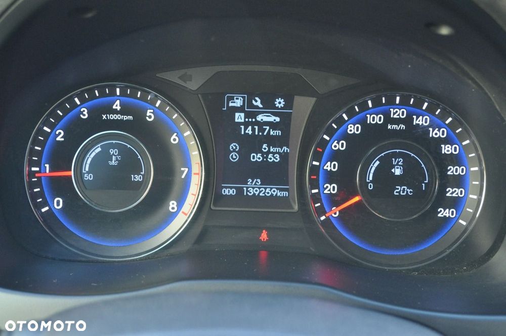 Hyundai i40 Kombi blue 1.6 Classic - 18