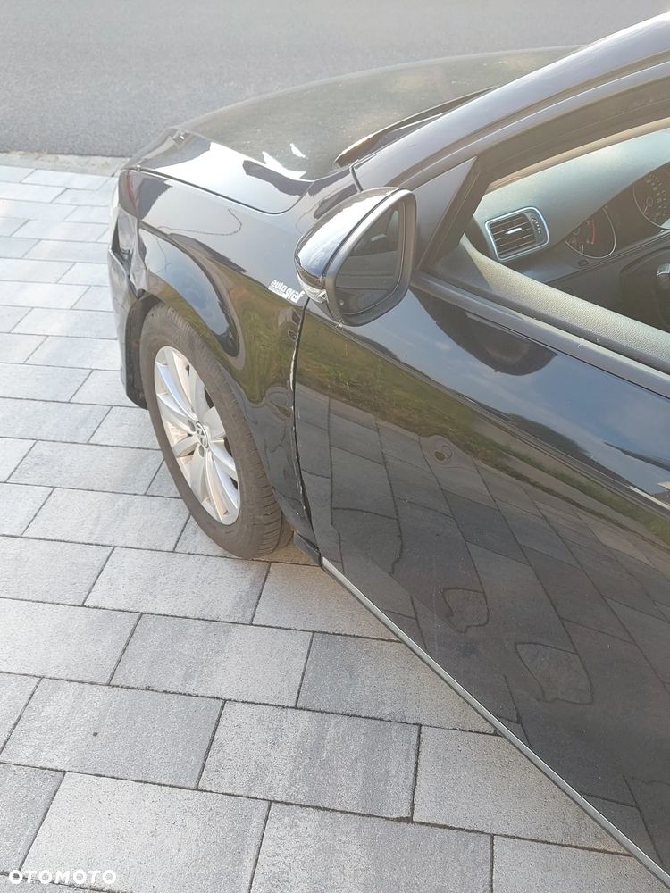 Volkswagen Passat 2.0 Blue TDI SCR Highline - 3