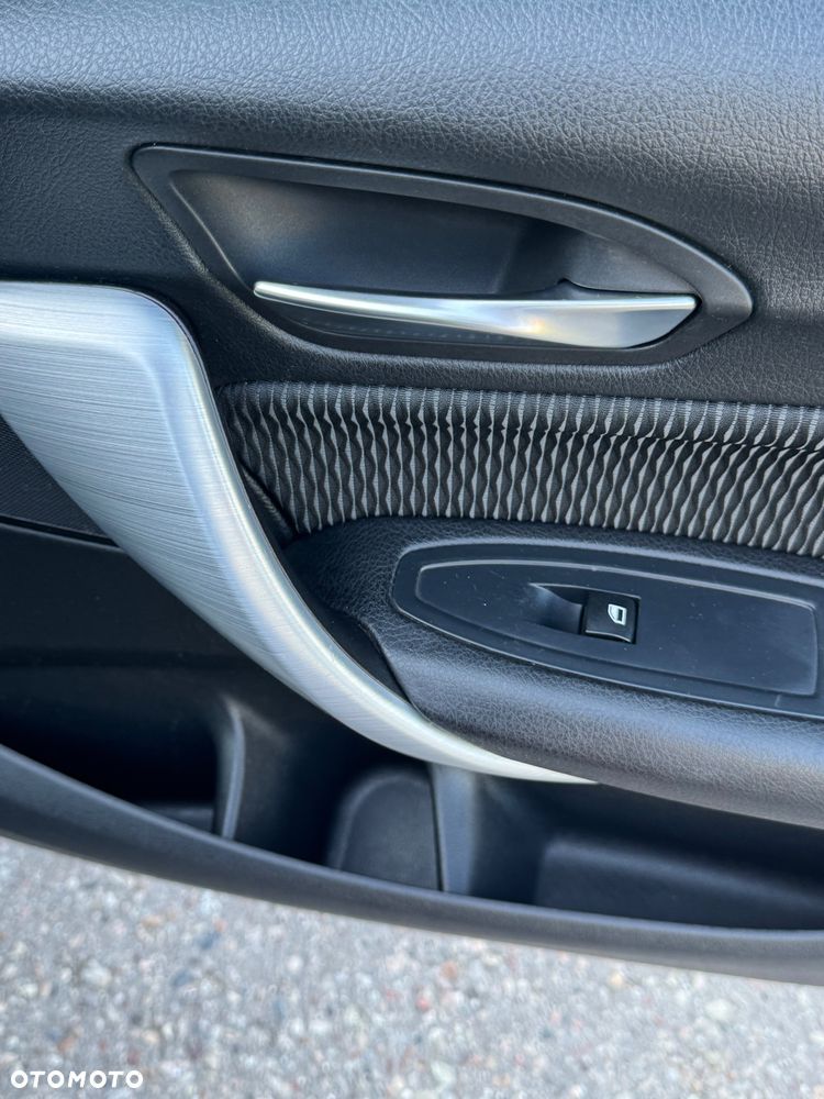 BMW Seria 1 116d DPF Edition Lifestyle - 32