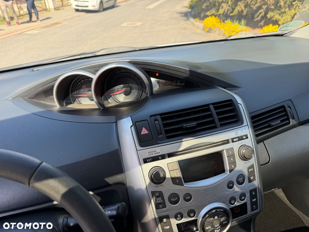 Toyota Verso 1.8 5-Sitzer Comfort - 19