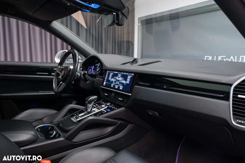 Porsche Cayenne Coupe E-Hybrid Tiptronic S - 40