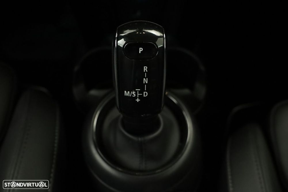 MINI Cabrio - 17