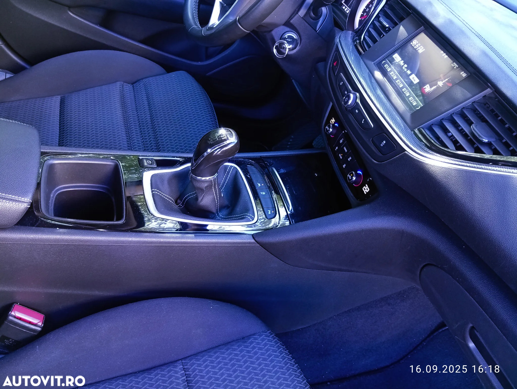 Opel Insignia Grand Sport 1.5 Diesel Business Edition - 5