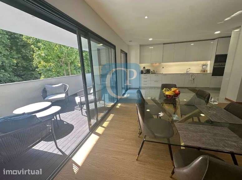 Apartamento T4 em condomínio com piscina em Moreira, Maia - Grande imagem: 3/12