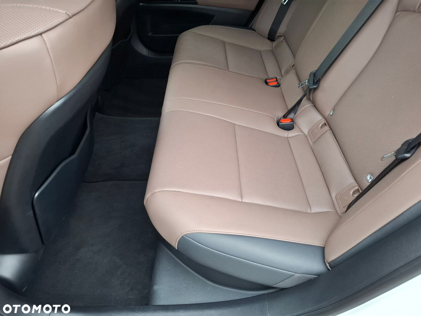 Lexus ES - 18