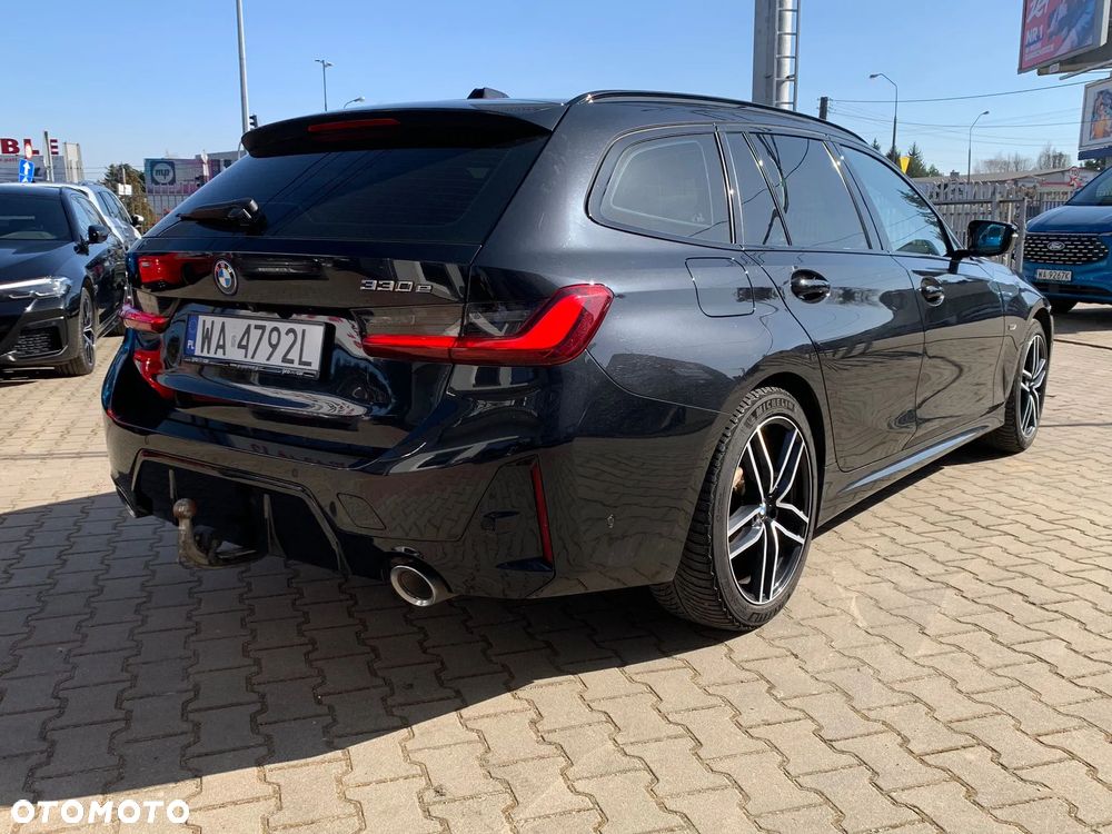 BMW Seria 3 330e M Sport sport - 4