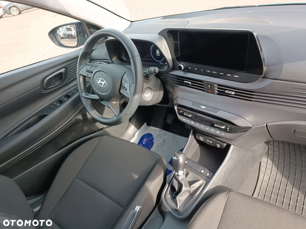 Hyundai i20 - 20