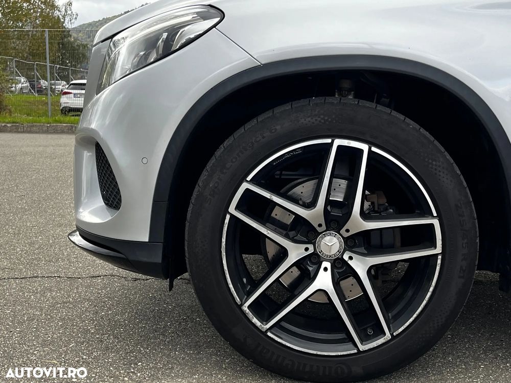 Mercedes-Benz GLE 350 d 4MATIC - 28