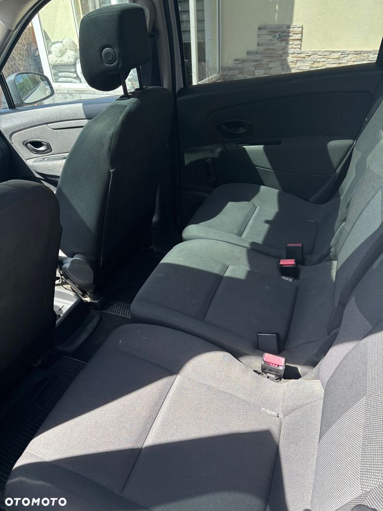 Renault Scenic 1.5 dCi Exception - 8