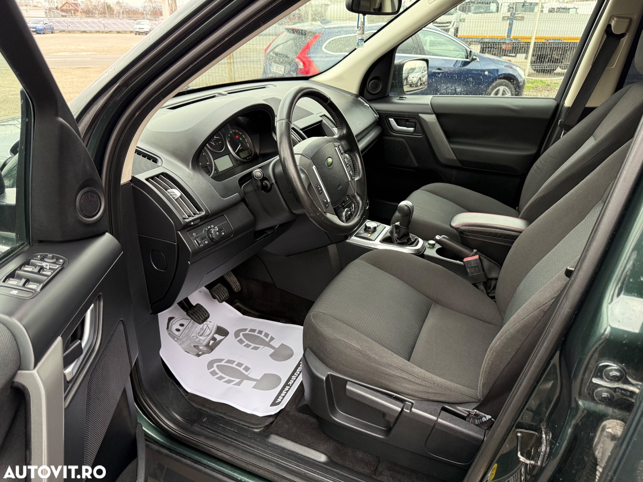 Land Rover Freelander 2.2 TD4 SE - 10