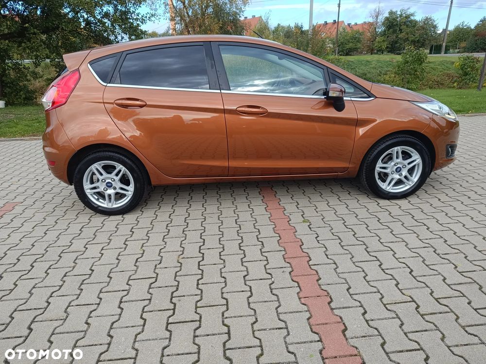 Ford Fiesta 1.25 Titanium EU5 - 13
