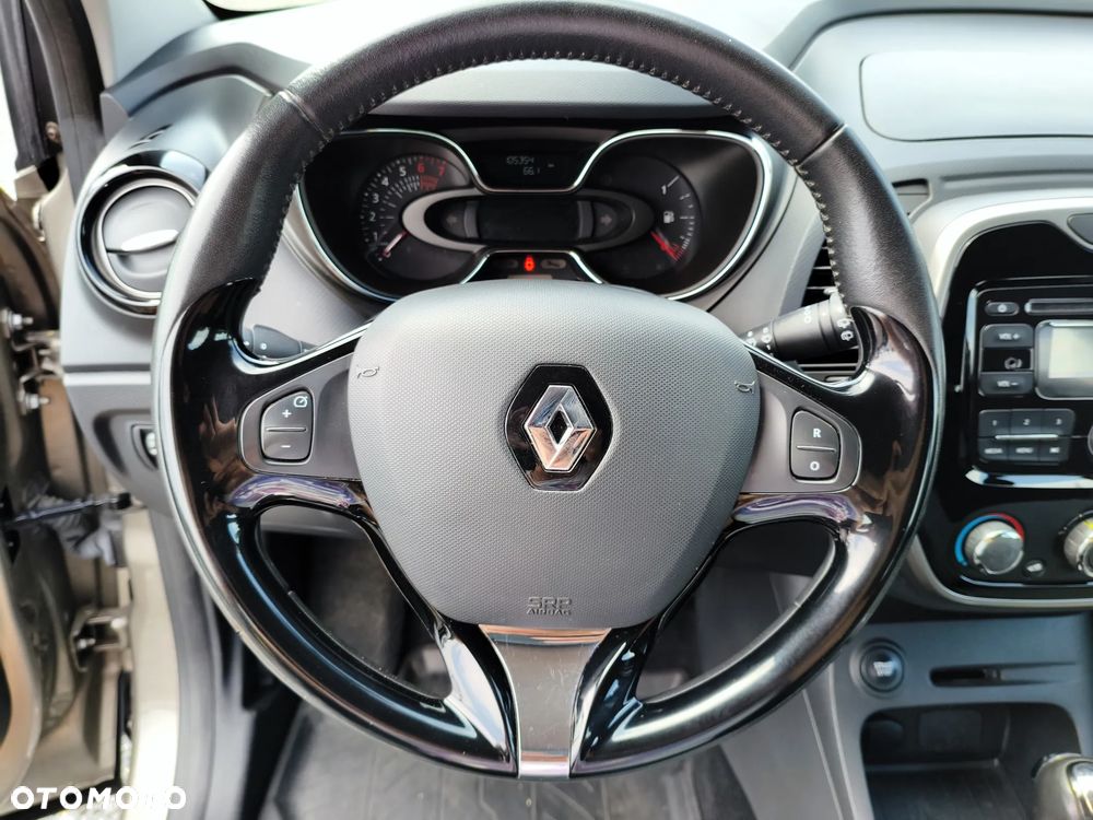 Renault Captur - 24
